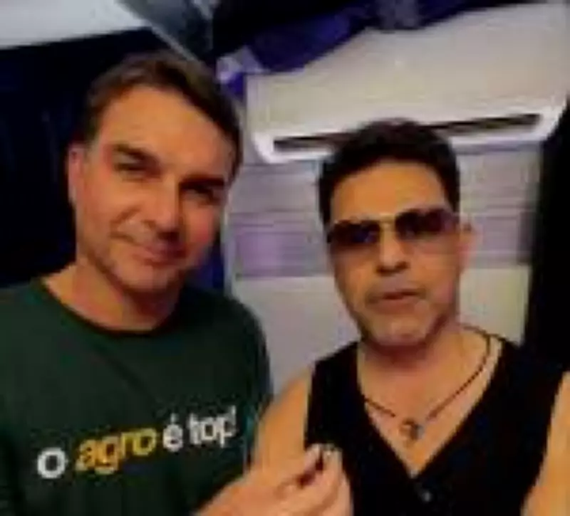 Zezé Di Camargo envia mensagem de apoio a Bolsonaro em prisão domiciliar durante encontro com Flávio