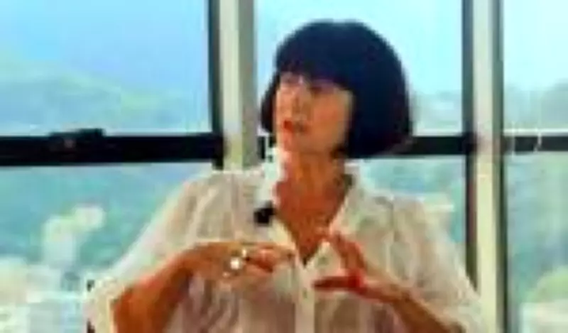 Zezé Polessa desabafa sobre términos de relacionamentos aos 72 anos