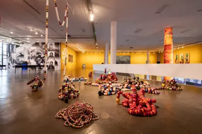 36ª Bienal de São Paulo chega a Santos com exposição itinerante sobre memória e território