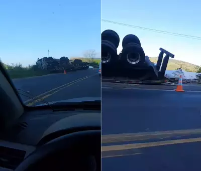 Carreta carregada de sal tomba em curva perigosa da BR-356 no Noroeste Fluminense