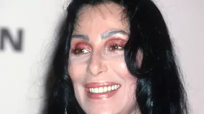 Cher descobre neta de 15 anos aos 79 anos e busca aproximação gradual