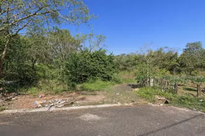 Corpo em decomposição é encontrado próximo a linha férrea em Agudos, SP