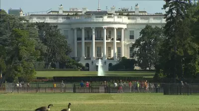 FBI alerta para ameaça persistente do Irã aos EUA; Casa Branca minimiza risco