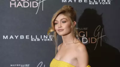 Gigi Hadid se pronuncia após nome citado em caso Epstein: 'Nunca conheci o monstro'