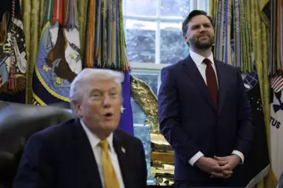 JD Vance, alvo de provocações de Trump, vê popularidade despencar após guerra com Irã