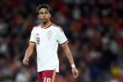 Lamine Yamal condena cânticos islamofóbicos em amistoso da Espanha: 'Intolerável'