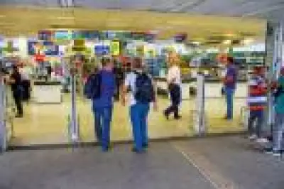 Manifesto da indústria reúne mais de 400 entidades contra redução da jornada de trabalho