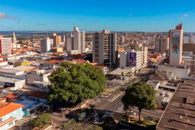 Marília celebra 97 anos com investimentos históricos em saúde, educação e infraestrutura urbana