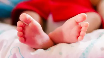 Pai é preso após morte de bebê de 1 ano e 11 meses em Aracruz, ES, por suspeita de tortura