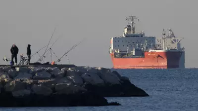 Petróleo despenca 15% após Trump adiar ultimato ao Irã e cessar-fogo ser negociado