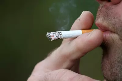 Reino Unido aprova lei histórica para banir cigarro para geração nascida após 2008