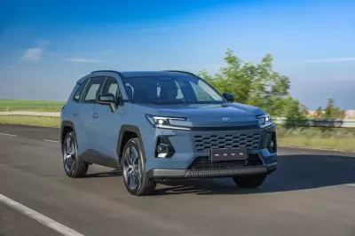 Toyota quer vender o dobro de RAV4 no Brasil e abandona versão híbrida plug-in