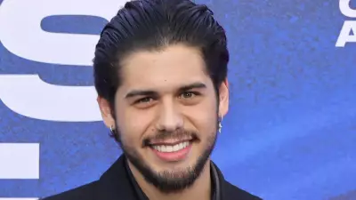 Zé Felipe fala sobre relacionamentos passados e revela crise de ansiedade