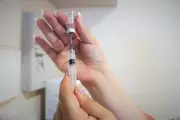 Acre recebe mais de 5 mil doses de vacina contra Covid-19 e reforça campanha de imunização