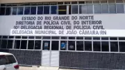 Advogada transmitia ordens de facção para matar delegado no RN