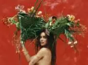 Anitta revela estratégia inovadora para álbum 'Equilibrium' com divisão em português e espanhol