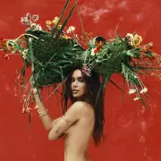Anitta revela lista de convidados e capa do novo álbum 'Equilibrium'