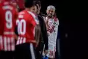 Arrascaeta fratura clavícula e vira dúvida na Copa do Mundo 2026