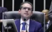Bancada feminina pressiona Motta para pautar PL que equipara misoginia ao racismo
