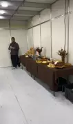 Bastidores do Rio Fashion Week: a intensa preparação dos modelos antes da passarela