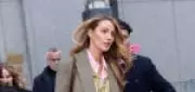 Blake Lively Processa Justin Baldoni por Danos à Reputação e Perdas de R$ 200 Milhões