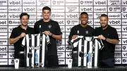 Botafogo apresenta zagueiro Anthony e lateral Caio Roque como reforços para 2026