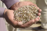Brasil importa 88% dos fertilizantes e bate recorde em 2025, aponta relatório