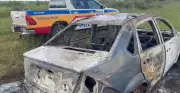 Carro ligado a assassinato de motociclista é encontrado incendiado em Uberlândia