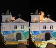 Cenário se solta durante Paixão de Cristo e assusta público em Arraial do Cabo