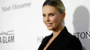 Charlize Theron critica declaração de Timothée Chalamet sobre ópera e balé como imprudente