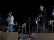 Chitãozinho e Xororó gravam DVD 'Meninos de Roça' com retorno às origens sertanejas