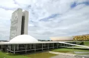 Congresso vota veto de Lula a projeto que reduz penas de condenados do 8 de janeiro