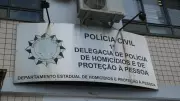 Crianças encontram ossada humana em Porto Alegre durante partida de futebol
