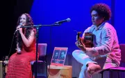 Crítica: Show '60 anos de Afro samba' emociona com Aline Paes e Pedro Franco
