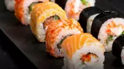 Decon interdita setor de sushi em padaria nobre de Fortaleza por falhas sanitárias graves