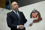 Deputado estadual Oseias de Madureira sofre parada cardíaca em Poá e segue internado em SP