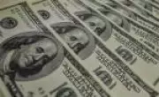 Dólar recua após declaração de Trump sobre Irã; mercado avalia blefe e guerra no Oriente Médio