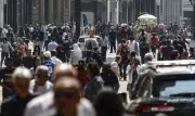 Eleitores com mais de 60 anos crescem 74% e podem ser decisivos nas eleições de 2026