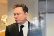 Elon Musk enfrenta advogado da OpenAI em julgamento bilionário