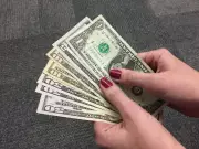 Entenda o que faz o preço do dólar subir ou cair: tensões geopolíticas e mercado