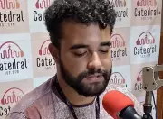 Estudante autista supera desafios e encontra no jornalismo sua voz em Juiz de Fora