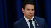Ex-deputado condenado por tentativa de golpe é preso nos EUA por imigração irregular