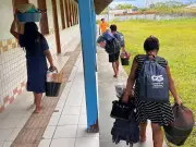 Famílias desabrigadas pela cheia do Rio Juruá começam a retornar para casa em Cruzeiro do Sul