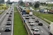 Feriado da Semana Santa deve movimentar 4 milhões de veículos nas rodovias do Vale do Paraíba e Litoral Norte