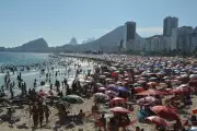Feriadão no Rio promete sol e calor intenso; confira previsão detalhada e alertas para banhistas