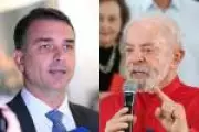 Flávio Bolsonaro amplia vantagem sobre Lula entre eleitores independentes, aponta pesquisa