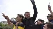 Flávio Bolsonaro pede pacificação após briga entre Eduardo e Nikolas Ferreira
