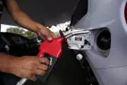 Gasolina opõe Tesouro ao mercado financeiro em disputa por inflação