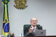 Gilmar Mendes planeja ação criminal contra senador após pedido de indiciamento de ministros do STF