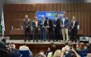 Governador Wilson Lima assina Plano Estadual de Bioeconomia do Amazonas durante reunião do Codam